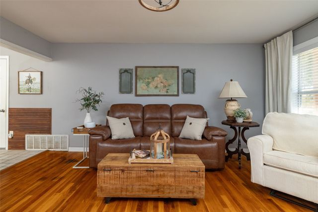 1209 Grace Street, Weatherford, TX 76086