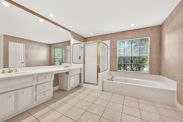 4506 Warwick Drive, Sugar Land, TX 77479
