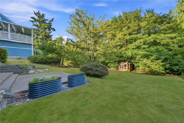 11526 3rd Avenue NE, Seattle, WA 98125