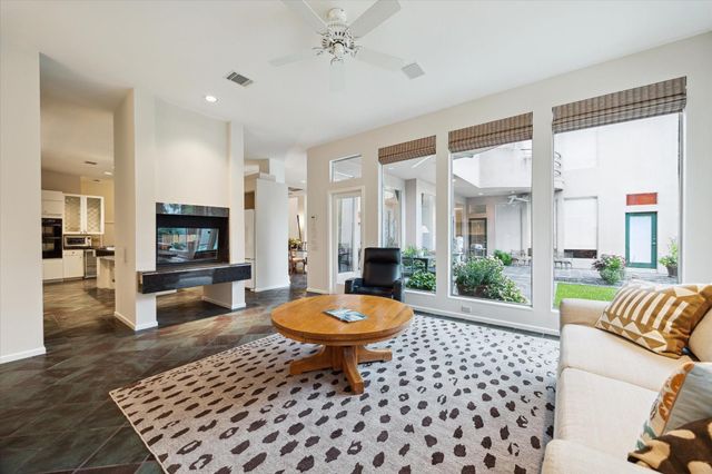 2016 Milford Street, Houston, TX 77098