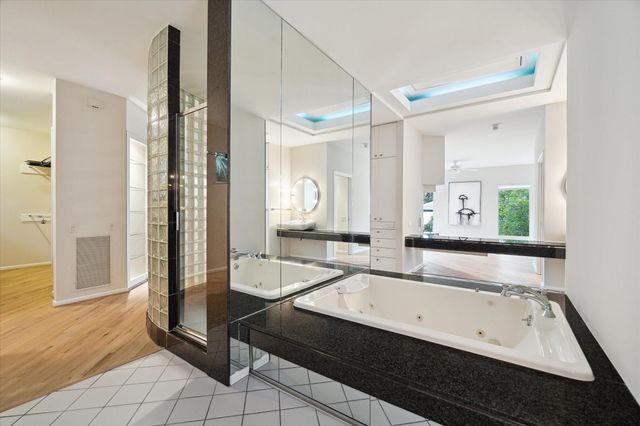 2016 Milford Street, Houston, TX 77098