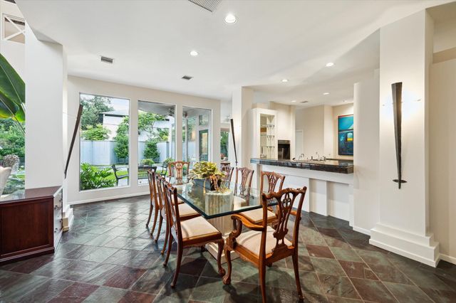 2016 Milford Street, Houston, TX 77098