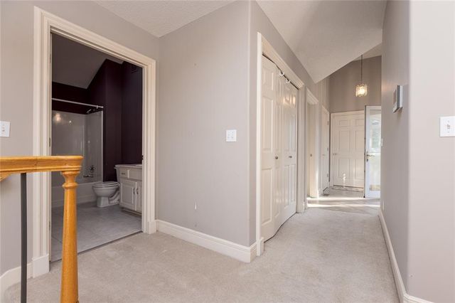 7910 N Locust Street, Kansas City, MO 64118