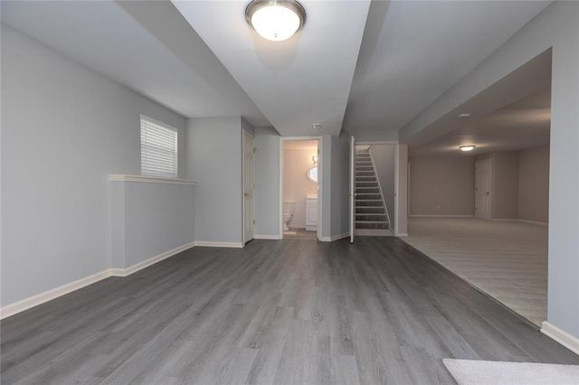 7910 N Locust Street, Kansas City, MO 64118