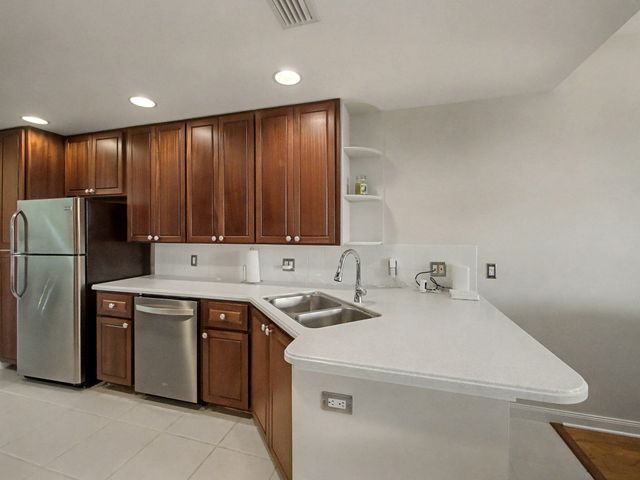 124 Courtenay Court, Jupiter, FL 33458