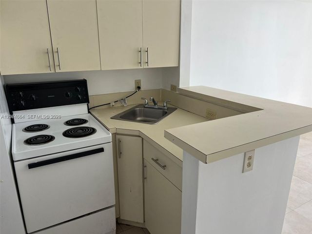 450 SW 3rd Street 15, Miami, FL 33130