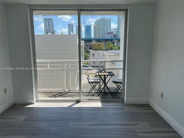 450 SW 3rd Street 15, Miami, FL 33130