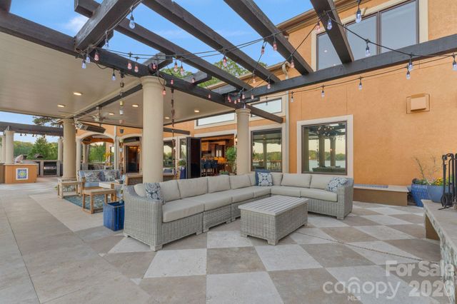 7139 Eastbrook Lane, Sherrills Ford, NC 28673