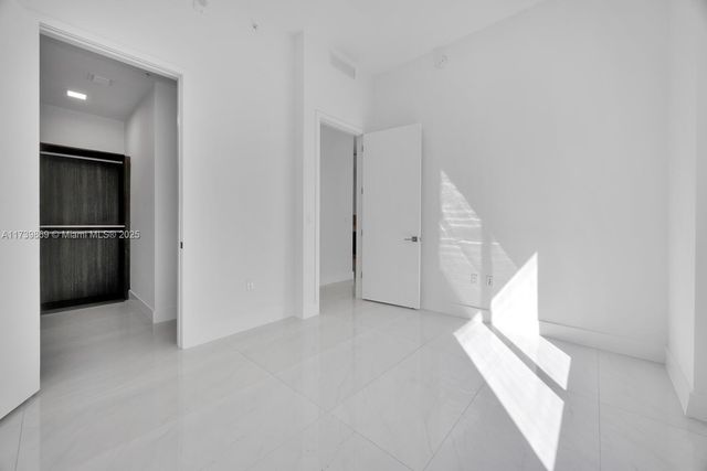 301 Altara Ave 201, Coral Gables, FL 33146