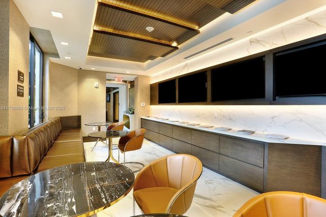 301 Altara Ave 201, Coral Gables, FL 33146