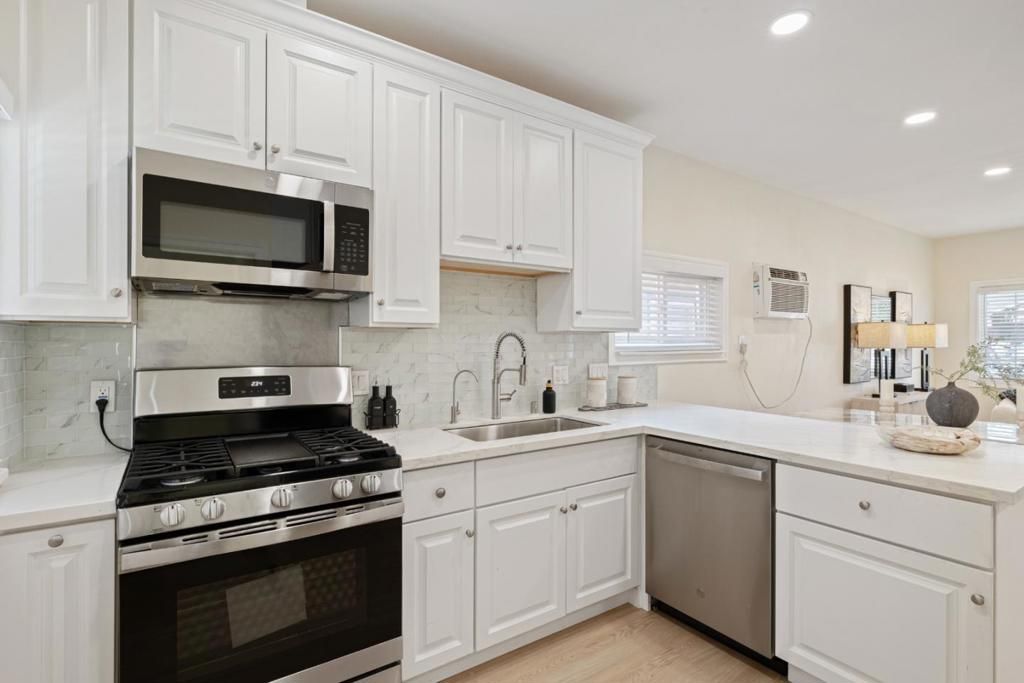 Image 6 of property listing at 1247 Benton Street, Santa Clara, CA 95050