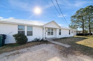 2107 Pollard Street, Greenville, TX 75401