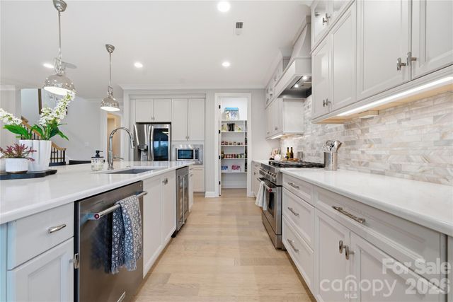 1016 Thatcher Way, Fort Mill, SC 29715