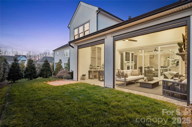 1016 Thatcher Way, Fort Mill, SC 29715