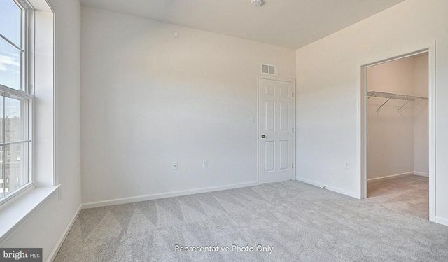 7837 OAK BROOK DR, Harrisburg, PA 17112