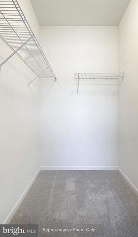 7837 OAK BROOK DR, Harrisburg, PA 17112