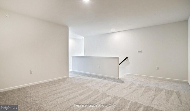 7837 OAK BROOK DR, Harrisburg, PA 17112