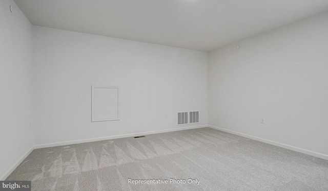 7837 OAK BROOK DR, Harrisburg, PA 17112