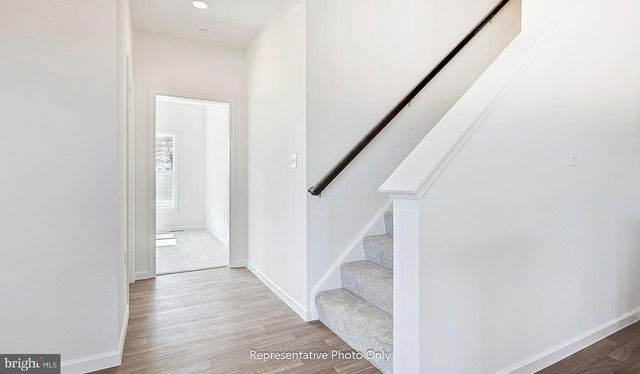 7837 OAK BROOK DR, Harrisburg, PA 17112