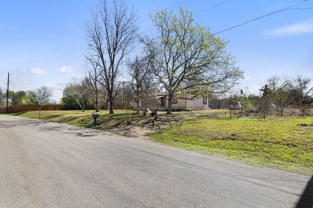 201 Peggys TRL, Kyle, TX 78640