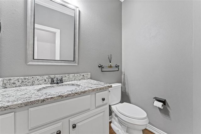 5909 S 66th Street, Cave Springs, AR 72718