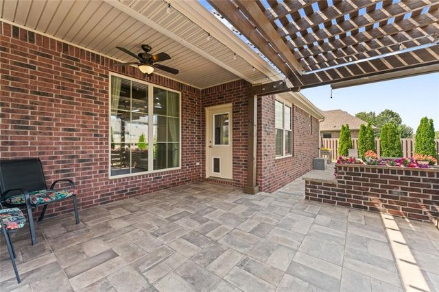 5909 S 66th Street, Cave Springs, AR 72718