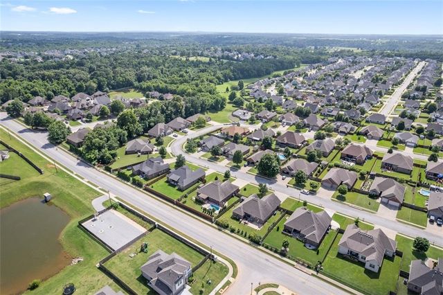 5909 S 66th Street, Cave Springs, AR 72718