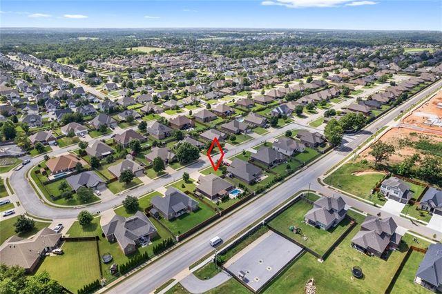 5909 S 66th Street, Cave Springs, AR 72718