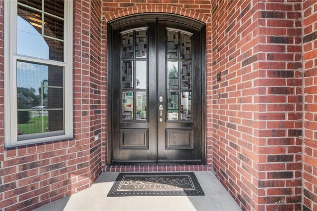 5909 S 66th Street, Cave Springs, AR 72718