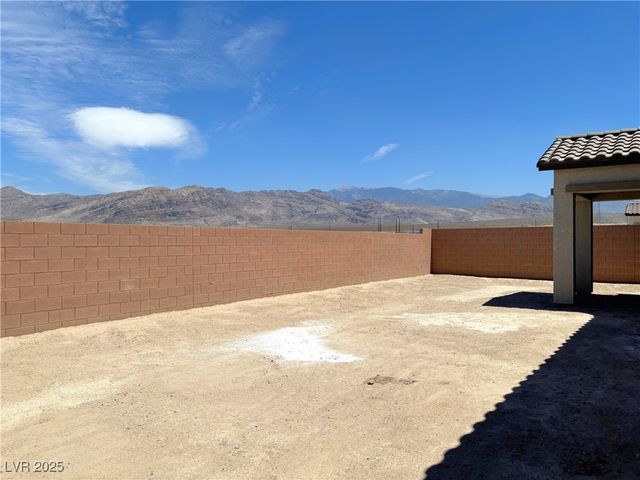 5704 East Badlands Lane, Pahrump, NV 89061