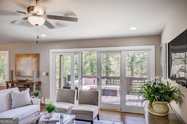 1921 Walthall Drive NW, Atlanta, GA 30318