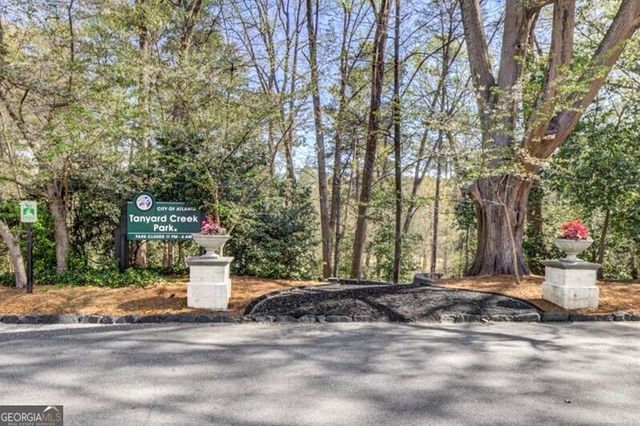1921 Walthall Drive NW, Atlanta, GA 30318