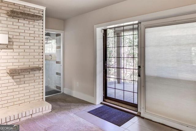 1921 Walthall Drive NW, Atlanta, GA 30318