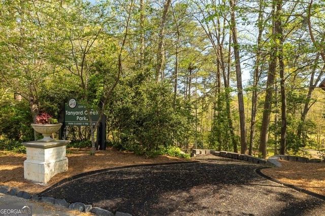 1921 Walthall Drive NW, Atlanta, GA 30318
