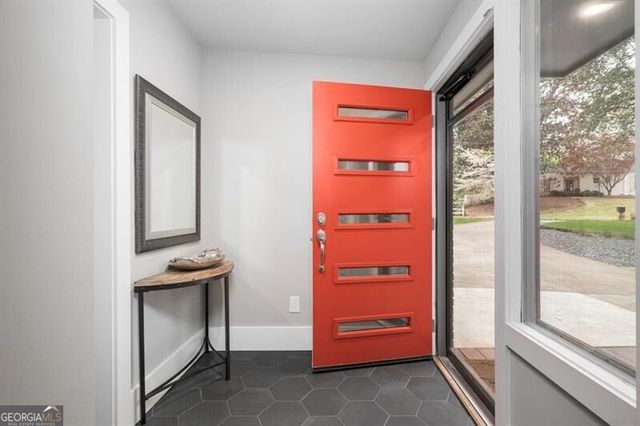 1921 Walthall Drive NW, Atlanta, GA 30318