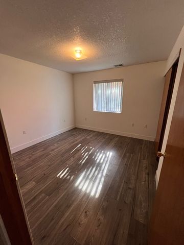 505 NW 5th Street, Earlham, IA 50072