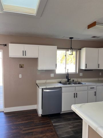 505 NW 5th Street, Earlham, IA 50072