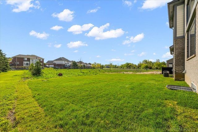 42528 Saddle Lane, Sterling Heights, MI 48314