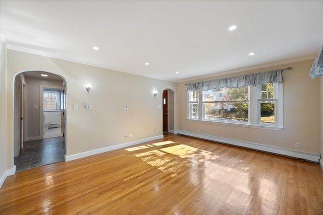 12 Emery St, Methuen, MA 01844