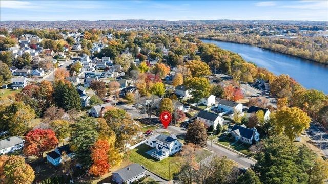 12 Emery St, Methuen, MA 01844