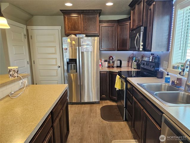 4723 W Warbler, Moses Lake, WA 98837