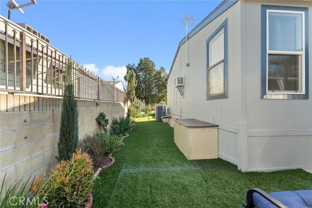 530 W Devonshire Avenue 23, Hemet, CA 92543