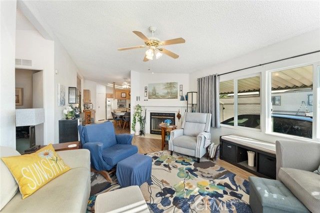 530 W Devonshire Avenue 23, Hemet, CA 92543