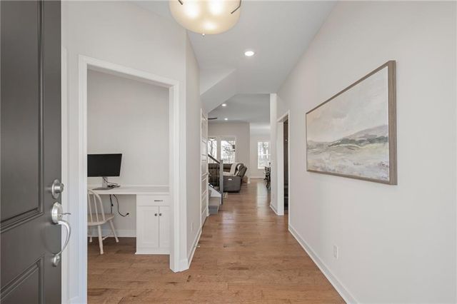 2939 SW Arbor Tree Drive, Lee's Summit, MO 64082