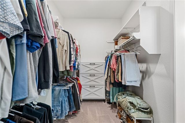 2939 SW Arbor Tree Drive, Lee's Summit, MO 64082