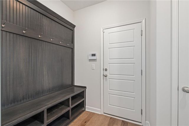 2939 SW Arbor Tree Drive, Lee's Summit, MO 64082