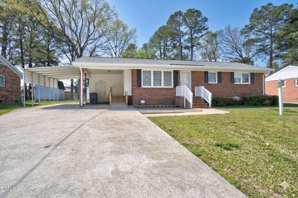 637 Clayton Street, Rocky Mount, NC 27803