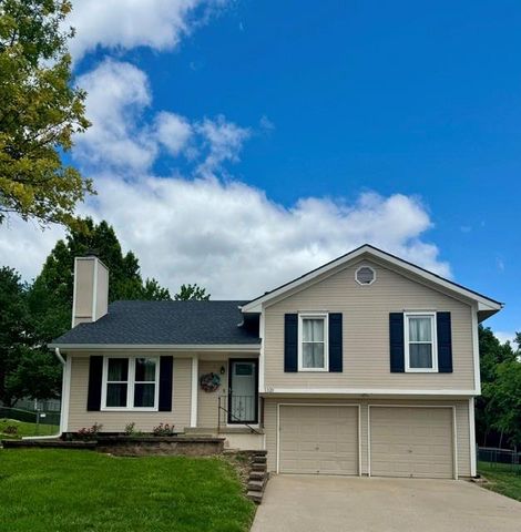 1320 Andrea Drive, Liberty, MO 64068