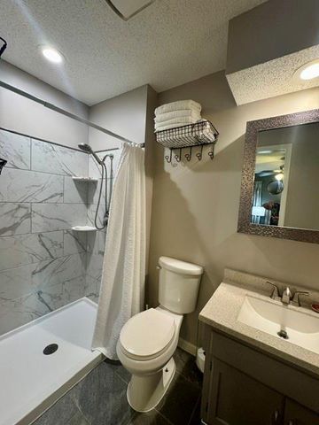 1320 Andrea Drive, Liberty, MO 64068