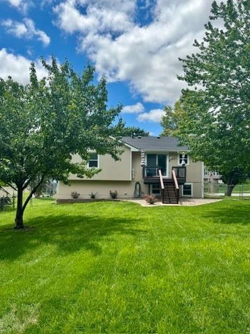 1320 Andrea Drive, Liberty, MO 64068